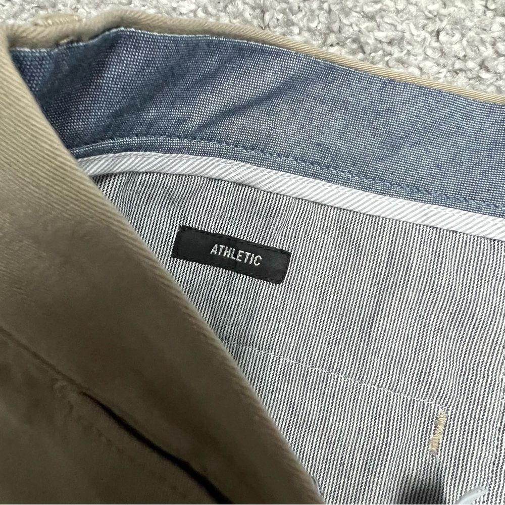 J.Crew Pants Mens 32x30 Tan Chinos 1040 Athletic Tapered fit stretch AV209 NEW - Picture 7 of 11